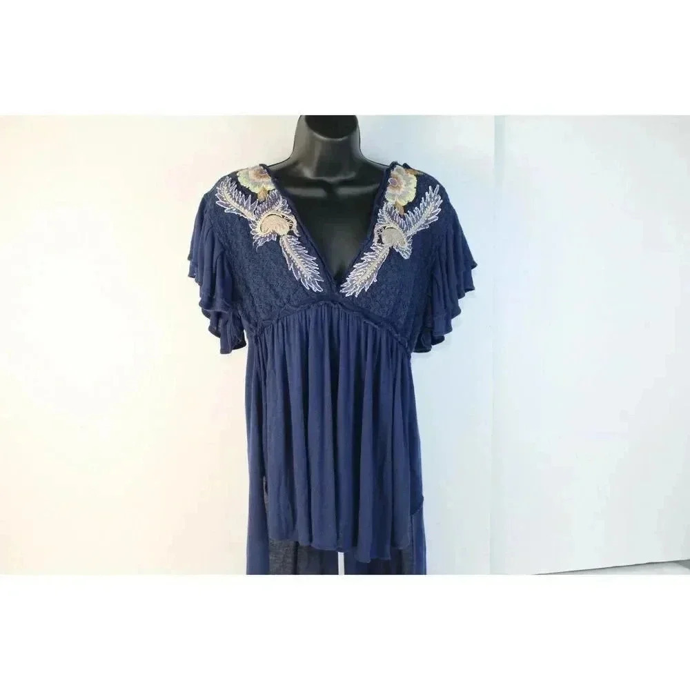 ladies free people top size XS